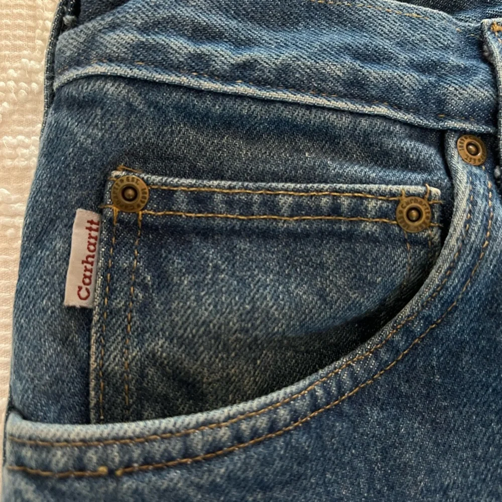 CARHARTT Men’s Dark Wash Flannel Lined Jeans - Picture 5 of 6